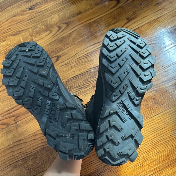 Merrell Waterproof Boots - Picture 9 of 9